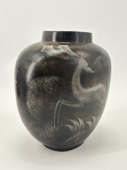 Charles CATTEAU (1880-1966). Vase Boch Keramis...