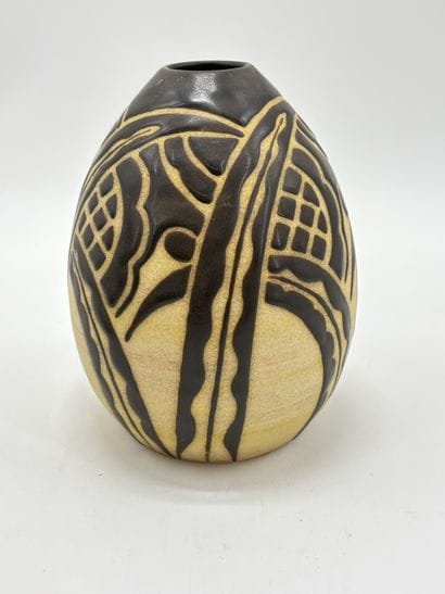 Charles CATTEAU (1880-1966). Vase Boch Keramis...