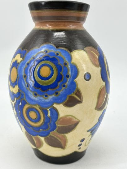 Charles CATTEAU (1880-1966). Vase Boch Keramis...