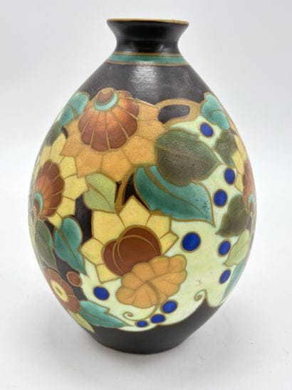 Charles CATTEAU (1880-1966). Vase Boch Keramis...
