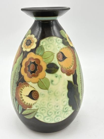 Charles CATTEAU (1880-1966). Vase Boch Keramis...