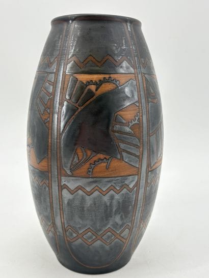 Charles CATTEAU (1880-1966). Vase Boch Keramis...