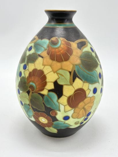 Charles CATTEAU (1880-1966). Vase Boch Keramis...