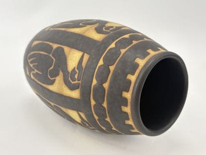 Charles CATTEAU (1880-1966). Vase Boch Keramis...