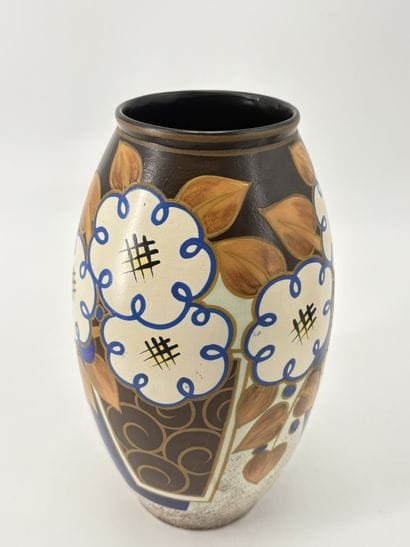 Charles CATTEAU (1880-1966). Vase Boch Keramis...