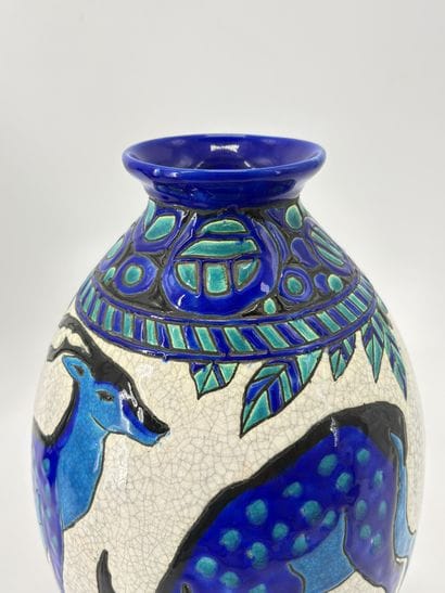 Charles CATTEAU (1880-1966). Vase Boch Keramis...