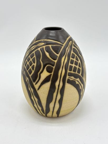 Charles CATTEAU (1880-1966). Vase Boch Keramis...