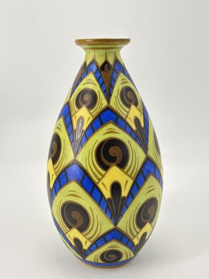 Charles CATTEAU (1880-1966). Vase Boch Keramis...