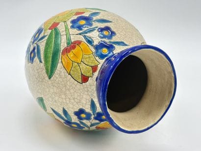 Charles CATTEAU (1880-1966). Vase Boch Keramis...
