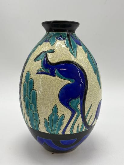 Charles CATTEAU (1880-1966). Vase Boch Keramis...