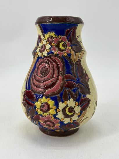 Charles CATTEAU (1880-1966). Vase Boch Keramis...