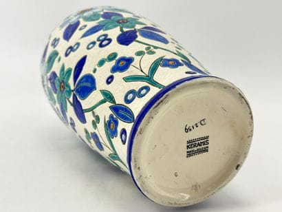 Charles CATTEAU (1880-1966). Vase Boch Keramis...