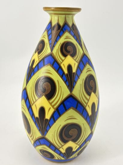 Charles CATTEAU (1880-1966). Vase Boch Keramis...