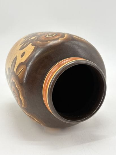 Charles CATTEAU (1880-1966). Vase Boch Keramis...