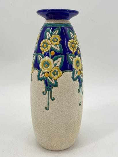 Charles CATTEAU (1880-1966). Vase Boch Keramis...