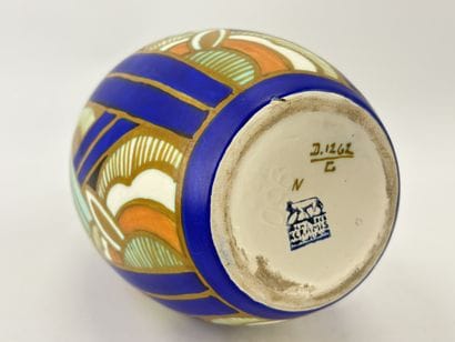 Charles CATTEAU (1880-1966). Vase Boch Keramis...