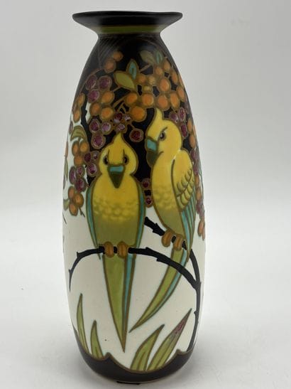 Charles CATTEAU (1880-1966). Vase Boch Keramis...
