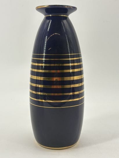 Charles CATTEAU (1880-1966). Vase Boch Keramis...