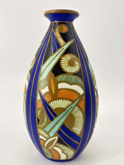 Charles CATTEAU (1880-1966). Vase Boch Keramis...