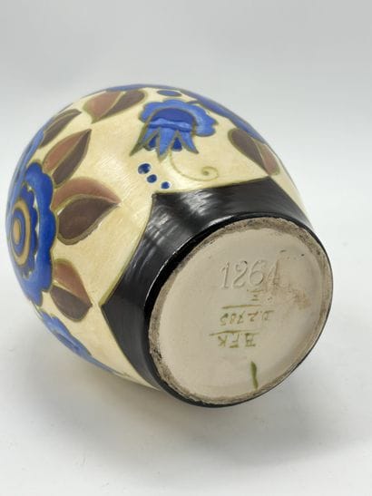 Charles CATTEAU (1880-1966). Vase Boch Keramis...