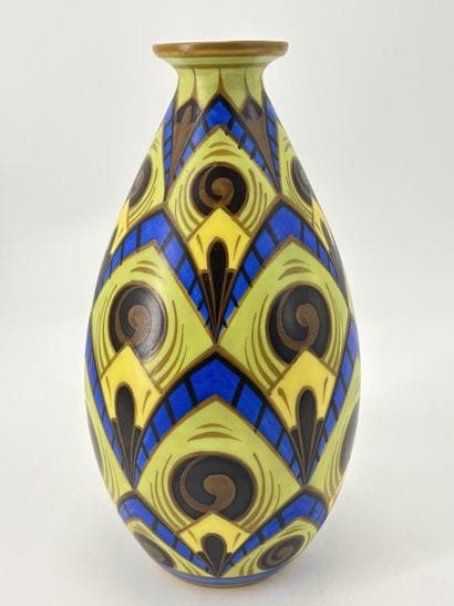 Charles CATTEAU (1880-1966). Vase Boch Keramis...
