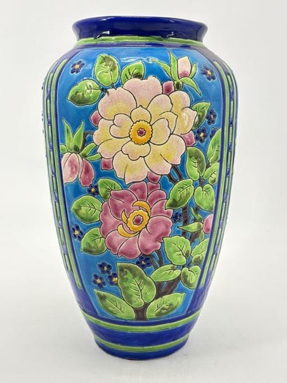 Charles CATTEAU (1880-1966). Vase Boch Keramis...