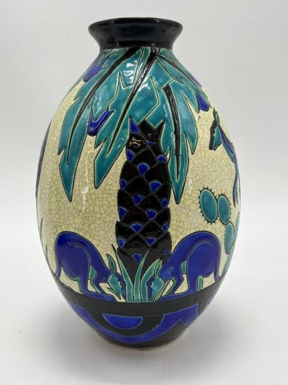Charles CATTEAU (1880-1966). Vase Boch Keramis...