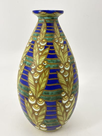 Charles CATTEAU (1880-1966). Vase Boch Keramis...