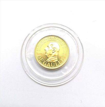 1 MEDAILLE D'OR 920/°°, à l'effigie de De...