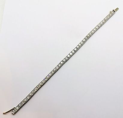 BRACELET RIVIERE DE DIAMANTS, en or blanc...