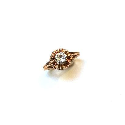 BAGUE SOLITAIRE en or jaune 18k (750/°°)...