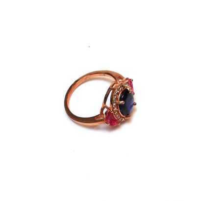 BAGUE en argent doré (vermeil) 925/°° centrée...