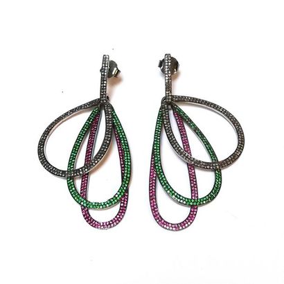 PAIRE DE PENDANTS d'oreilles en argent 925/°°...