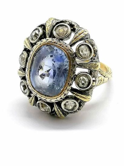 BAGUE imposante en or jaune18K (750/°°) début...