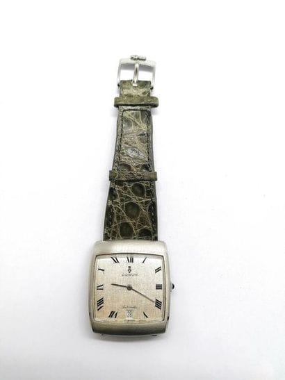 CORUM - MONTRE BRACELET en acier automatique...
