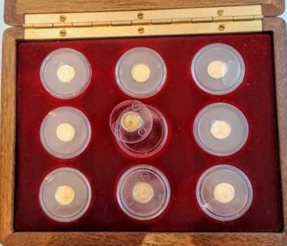 COFFRET DE MEDAILLES D'OR 920/°°, à l'effigie...
