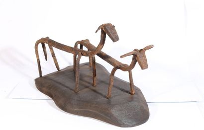 Two sculptures

Bambara, Mali

One depicts...
