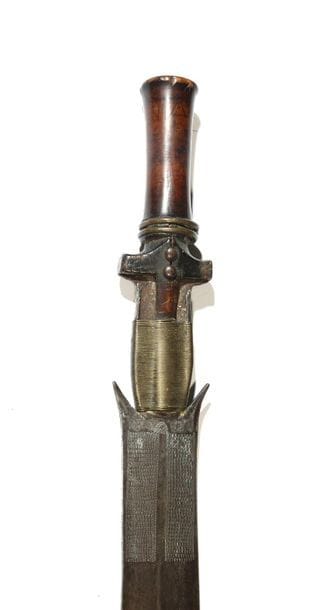 Knife

Fang, Gabon

An old knife characterized...