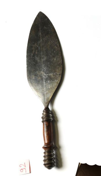 Large Knife

Kota, Gabon

Large and ancient...