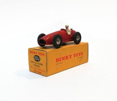 DINKY TOYS FRANCE

Auto de course Ferrari...