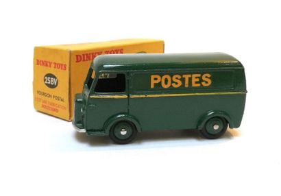 DINKY TOYS FRANCE

Fourgon postal Peugeot...