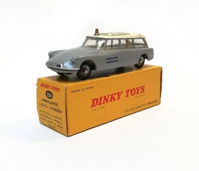 DINKY TOYS FRANCE

Ambulance 