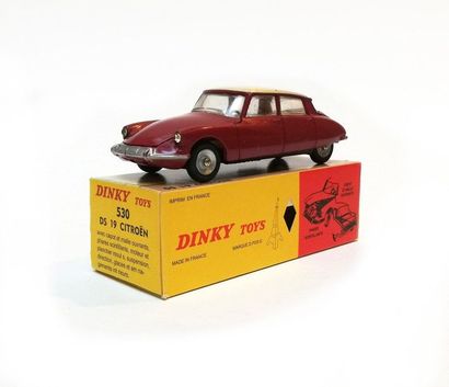 DINKY TOYS FRANCE

Citroën DS 19 brique,...