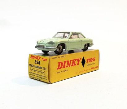 DINKY TOYS FRANCE

Coach Panhard vert pâle...