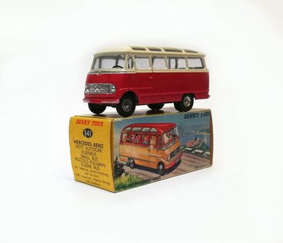 DINKY TOYS FRANCE

Mercedes Benz petit autocar...