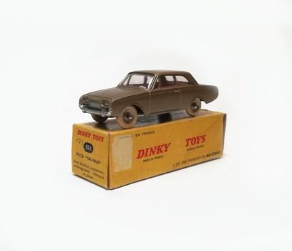 DINKY TOYS FRANCE

Ford 