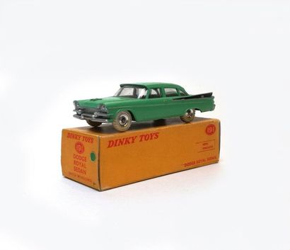 DINKY TOYS ANGLETERRE

Dodge Royal Sedan...