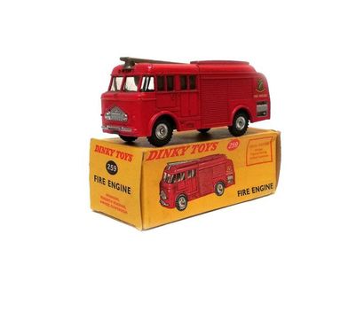 DINKY TOYS ANGLETERRE

Camion incendie 259

N...