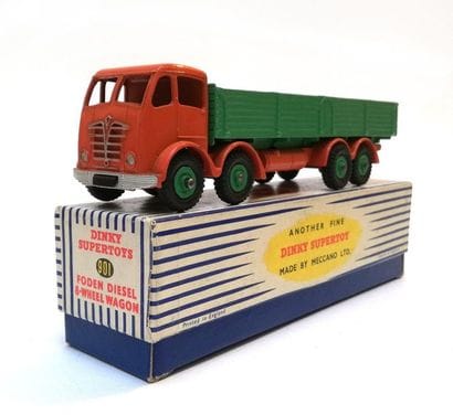 DINKY TOYS ANGLETERRE

Foden diesel 8 roues...