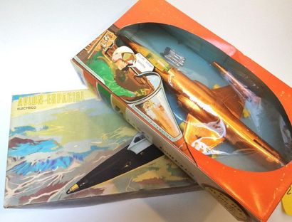 Lot de 4 maquettes espagnoles diverses